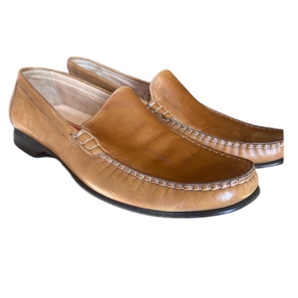 Cole Haan City ladies driver loafers 8 AA. Excellent condition tan slip on - Picture 1 of 16